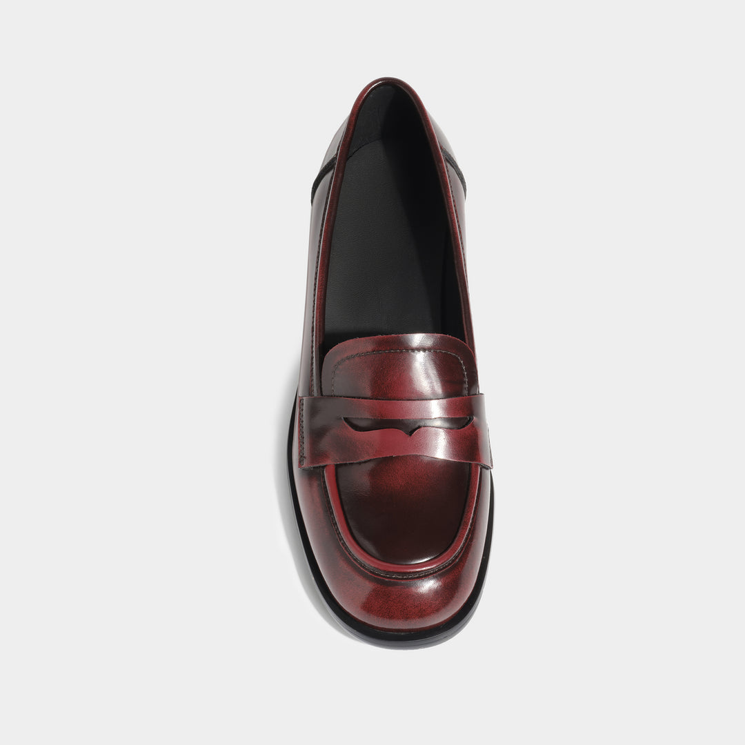 Damskie, eleganckie, płaskie buty biurowe