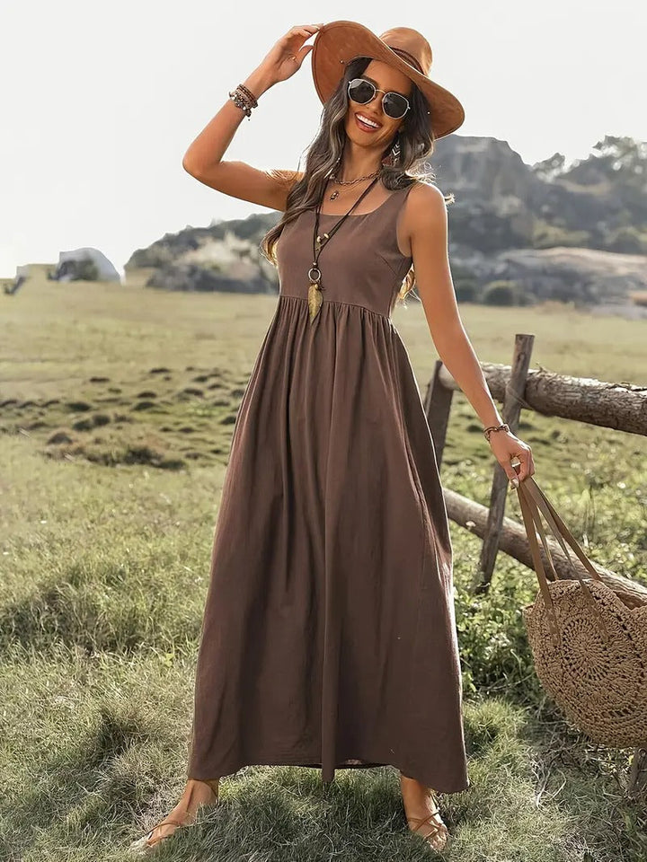 Damska dopasowana sukienka maxi bez rękawów